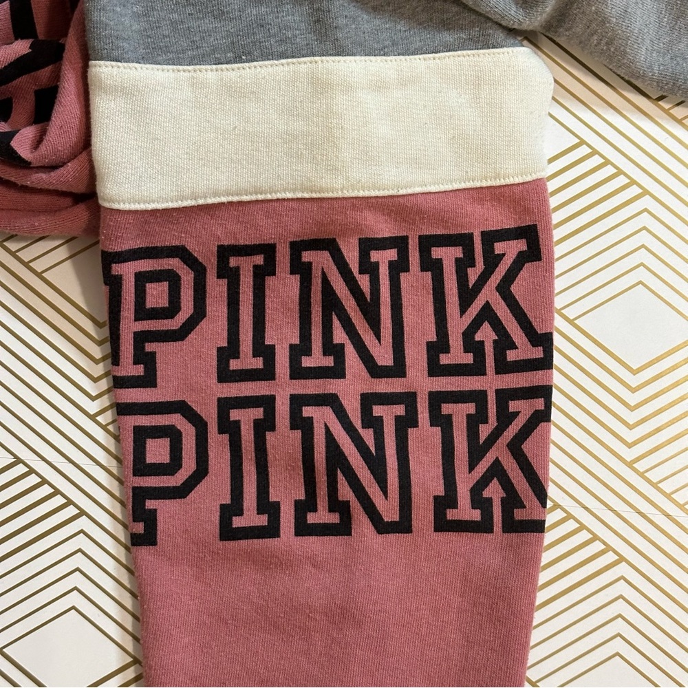Pink Brand- Oversized Sweatshirt - Picture 3 of 5